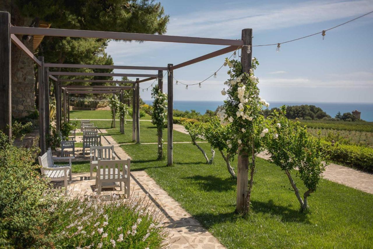Masseria Agriturismo Torre Di Albidona Trebisacce Exteriör bild